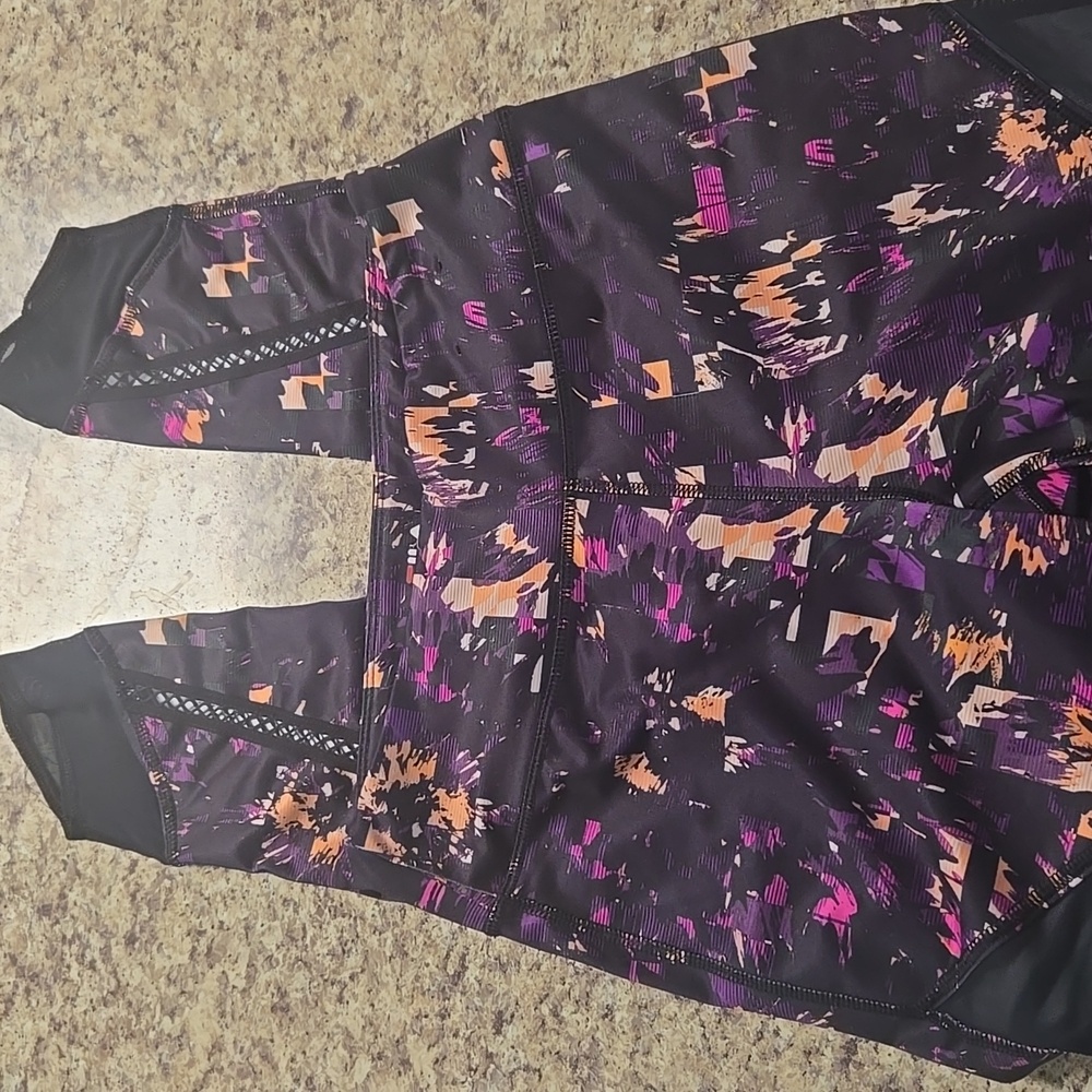 Fila Women's Athletic Black and Purple Patterned Leggings